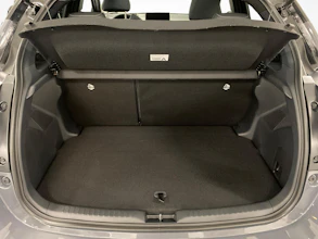 https://vehicle.imgix.net/4465168/6272cb62-562f-4d90-8658-7cfade2cc9c5.jpg