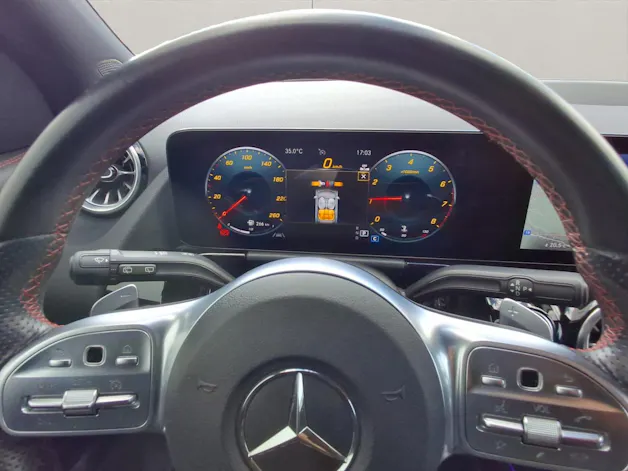 MERCEDES-BENZ Classe GLA H247 GLA 250 AMG Line 4matic
