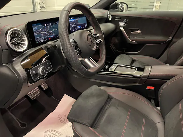 MERCEDES-BENZ CLA-Klasse C118 CLA 200 AMG Line