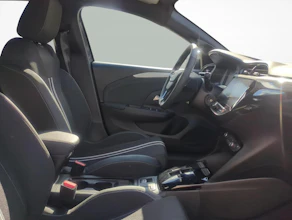 https://vehicle.imgix.net/4465202/d44b7bb1-3eea-4e03-8398-7c98cc78f3da.jpg