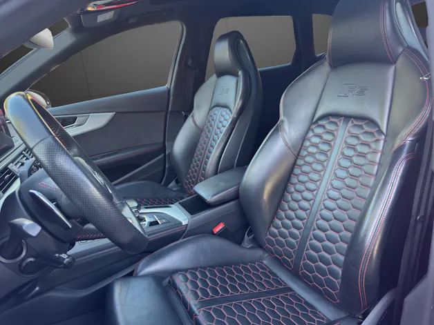 AUDI RS4 Avant 2.9 V6 TFSI quattro T-Tronic