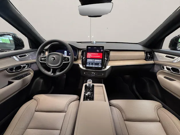 VOLVO XC90 2.0 T8 TE XCLUSIVE Edition Dark eAWD