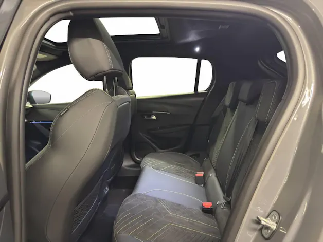 PEUGEOT 208 1.2 Hybrid 145 GT Exclusive
