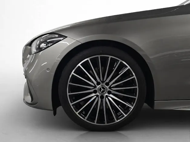 MERCEDES-BENZ C 220 d AMG Line 4Matic Swiss Star T-Modell