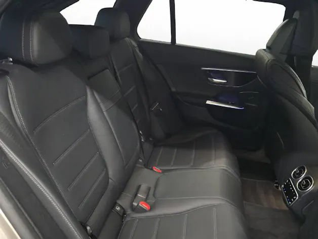 MERCEDES-BENZ C 220 d AMG Line 4Matic Swiss Star T-Modell