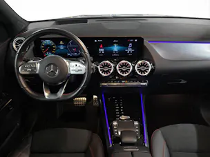 MERCEDES-BENZ EQA 350 AMG Line 4Matic