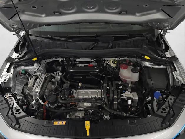 MERCEDES-BENZ EQA 350 AMG Line 4Matic