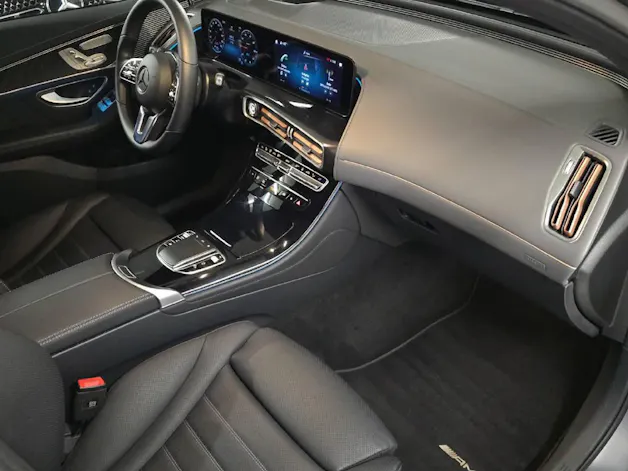 MERCEDES-BENZ EQC 400 AMG Line 4Matic