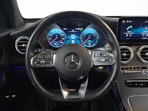 MERCEDES-BENZ GLC 300 e AMG Line 4Matic