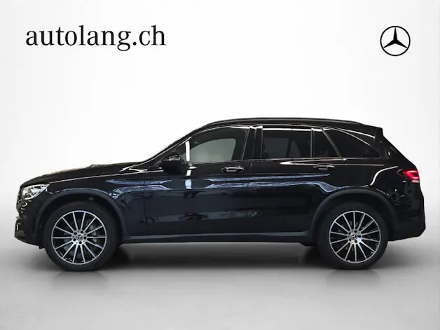MERCEDES-BENZ GLC 300 e AMG Line 4Matic