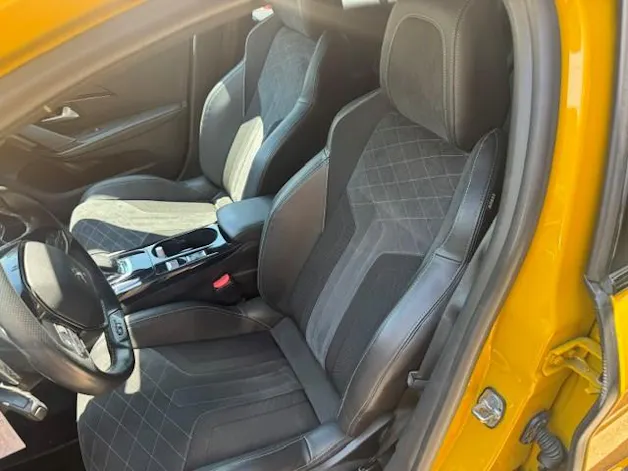 PEUGEOT 208 1.2 PureTech 100 GT