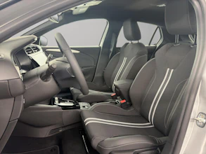 https://vehicle.imgix.net/4465321/2643c7c1-263a-49f7-8736-c2bacb63945c.jpg