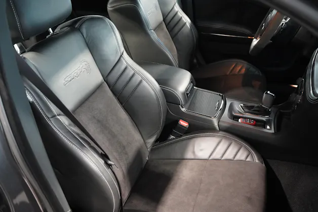 DODGE Hellcat 6,2 V8 Kompressor 717 PS