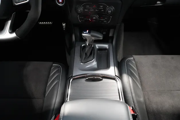 DODGE Hellcat 6,2 V8 Kompressor 717 PS
