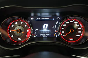 DODGE Hellcat 6,2 V8 Kompressor 717 PS