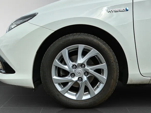 Toyota Auris 1.8 HSD Trend