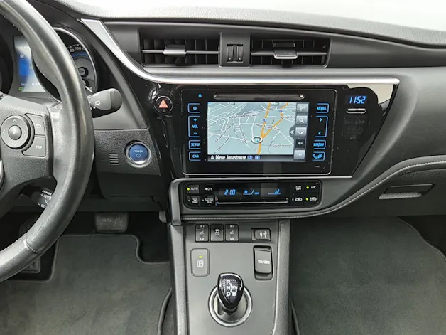 Toyota Auris 1.8 HSD Trend