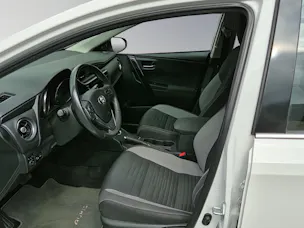 Toyota Auris 1.8 HSD Trend