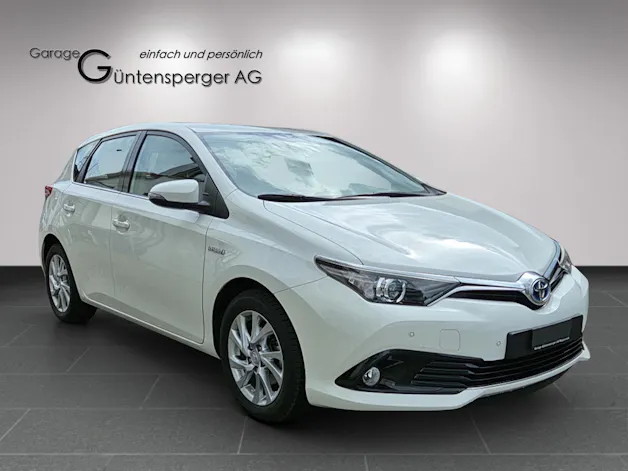 Toyota Auris 1.8 HSD Trend