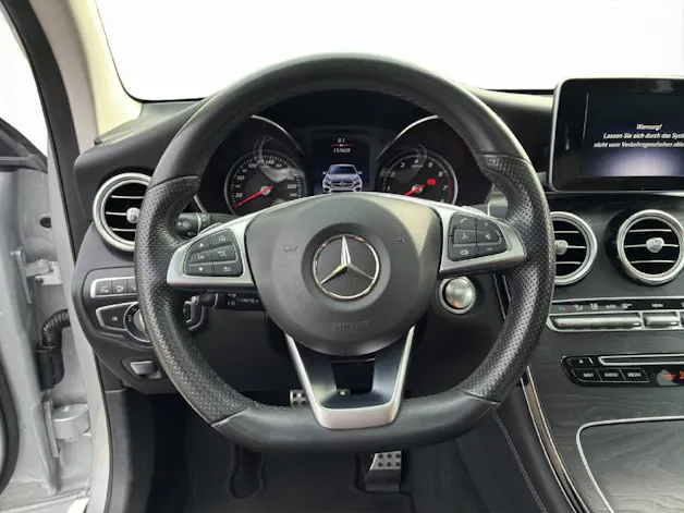 MERCEDES-BENZ GLC 300 AMG Line 4Matic Coupé