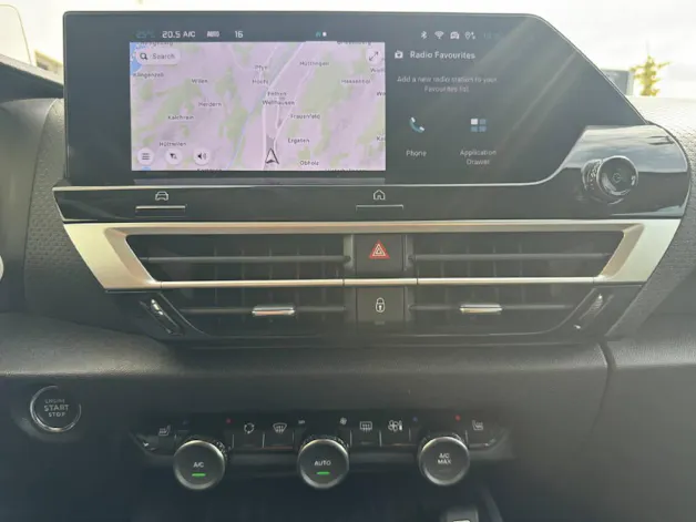 CITROEN C4 1.2 Hybrid Max