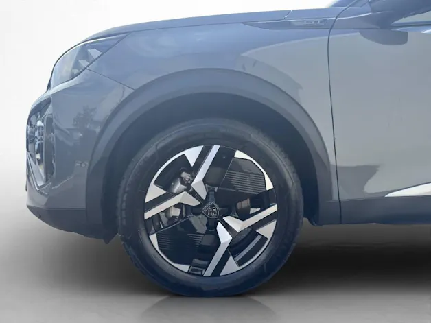 PEUGEOT 2008 1.2 Hybrid 145 GT