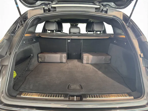 MERCEDES-BENZ EQC 400 AMG Line 4Matic