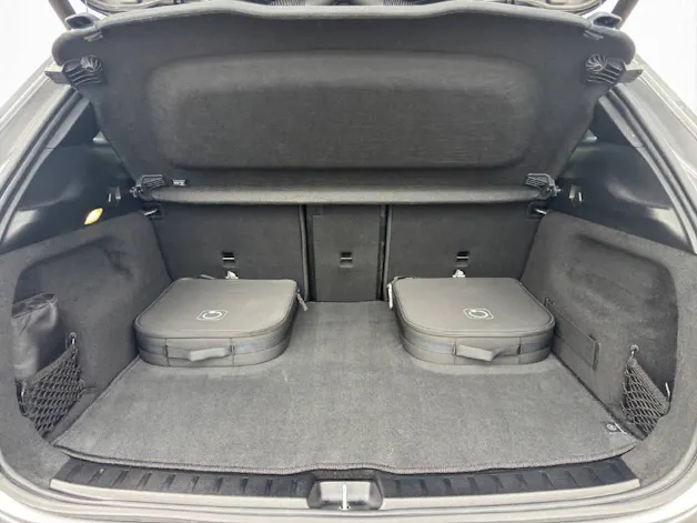 MERCEDES-BENZ EQA 350 AMG Line 4Matic