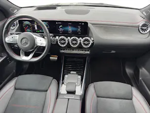MERCEDES-BENZ EQA 350 AMG Line 4Matic