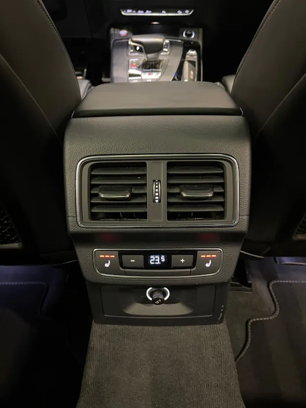 AUDI SQ5 3.0 V6 TFSI quattro T-Tronic