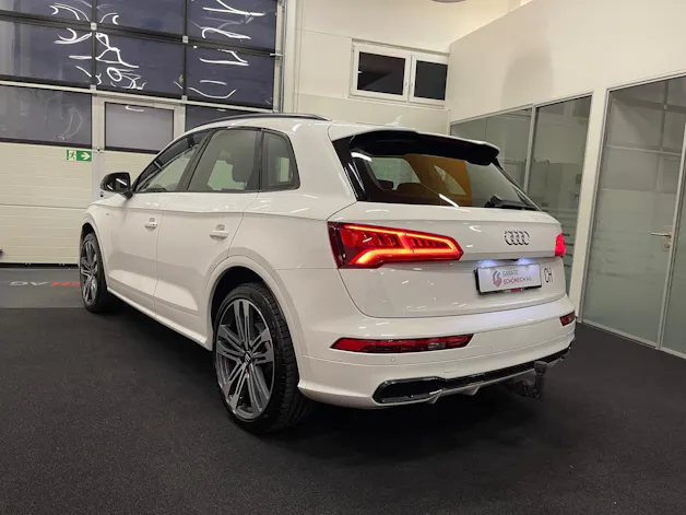 AUDI SQ5 3.0 V6 TFSI quattro T-Tronic