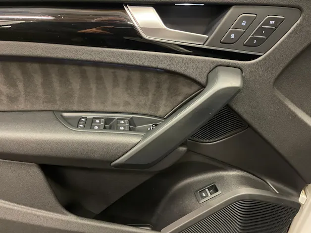 AUDI SQ5 3.0 V6 TFSI quattro T-Tronic