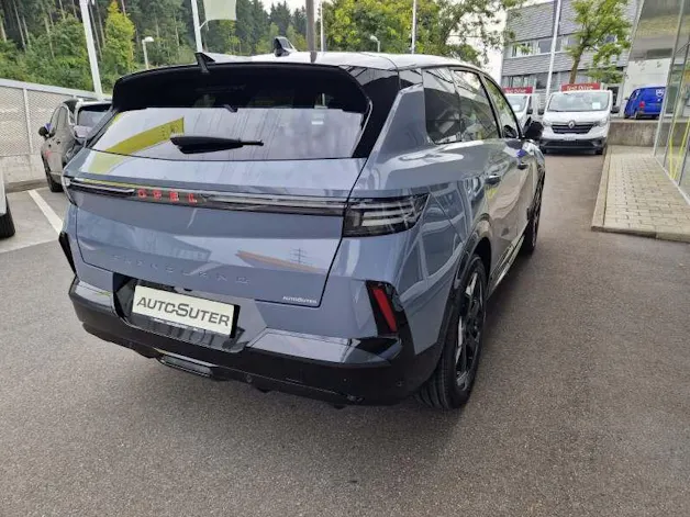 OPEL Grandland-e Ultimate AWD