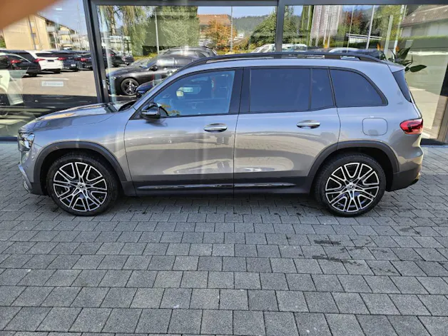 MERCEDES-BENZ GLB 220 4Matic AMG Line