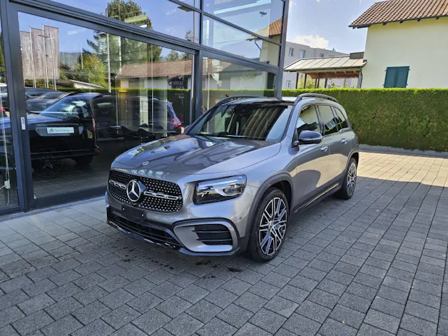 MERCEDES-BENZ GLB 220 4Matic AMG Line