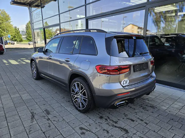 MERCEDES-BENZ GLB 220 4Matic AMG Line