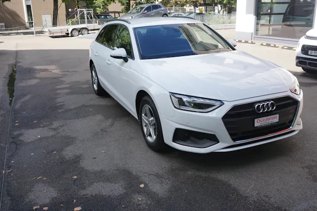 AUDI A4 Avant 2.0 35 TDI Attraction S-Tronic