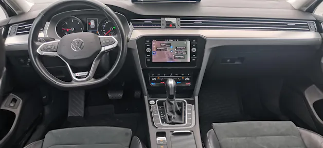 VW Passat Variant 2.0 TDI 200 Elegance DSG 4m