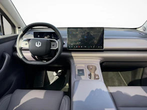 https://vehicle.imgix.net/4465523/731f4180-068d-4331-9202-5556f7788704.jpg
