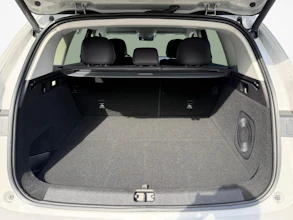 https://vehicle.imgix.net/4465523/d6a2876b-bbe9-4776-a905-c29abd638a46.jpg
