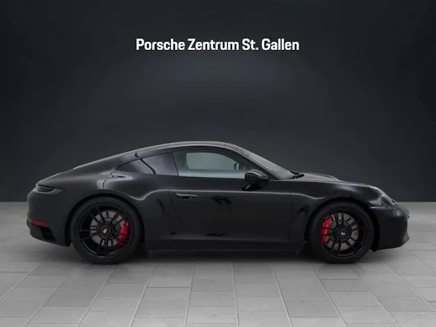 PORSCHE 911 Carrera 4 GTS