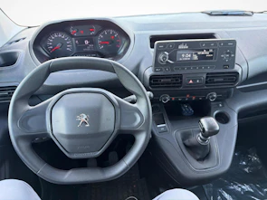Fahrzeugbild PEUGEOT Partner Kaw. 650 Standard 1.2 PureTech 110 S/S