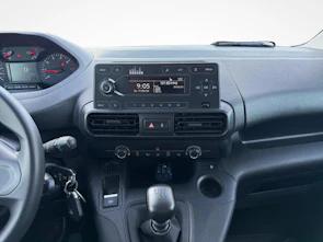 Fahrzeugbild PEUGEOT Partner Kaw. 650 Standard 1.2 PureTech 110 S/S