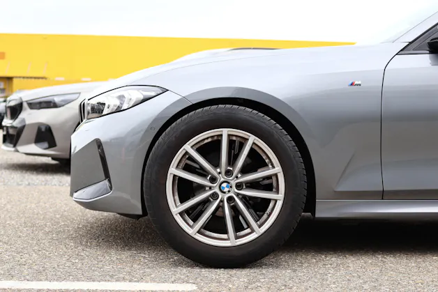 BMW 320d xDrive 48V Touring Steptronic M Sport