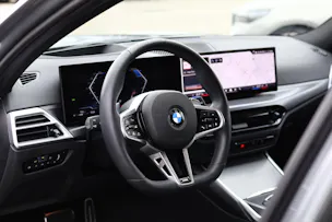 BMW 320d xDrive 48V Touring Steptronic M Sport