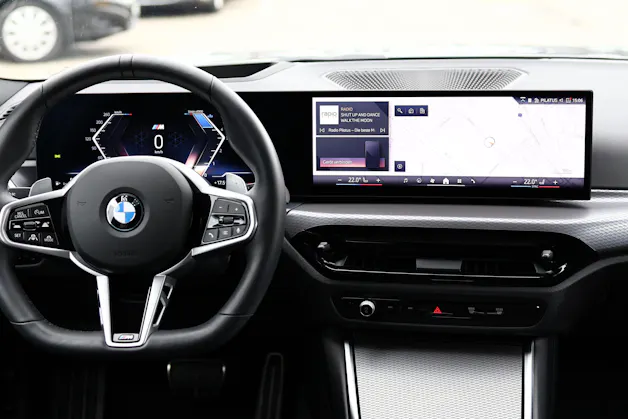 BMW 320d xDrive 48V Touring Steptronic M Sport