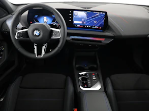 https://vehicle.imgix.net/4465559/0575aa6b-4bea-4ed9-8b98-7d2bdabb6673.jpg