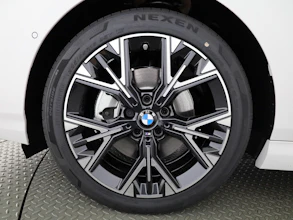 https://vehicle.imgix.net/4465559/4d1c9667-16cd-49c5-b3db-6aa6443b11f9.jpg