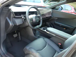 MAZDA CX-6e Takumi