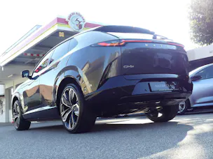 MAZDA CX-6e Takumi